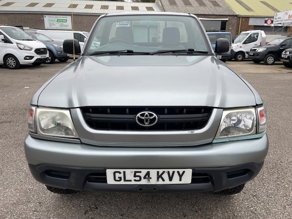 Used Toyota Hilux 2004 for sale - 76289188: Photo 3