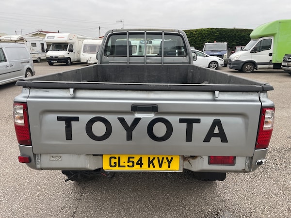 Used Toyota Hilux 2004 for sale - 76289188: Photo 6