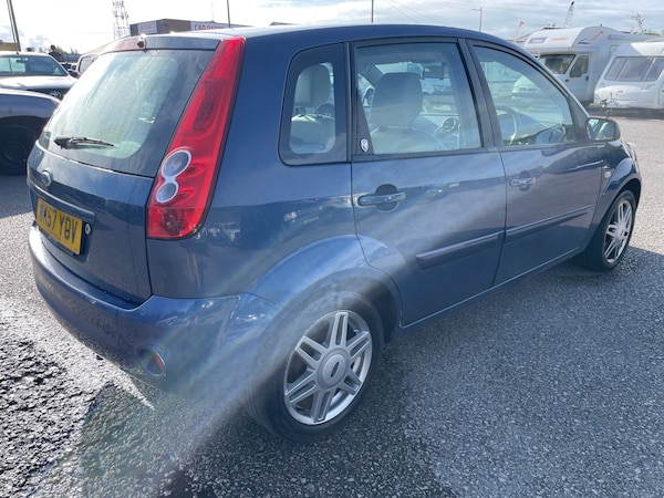 Used Ford Fiesta 2007 for sale - 76116659: Photo 7