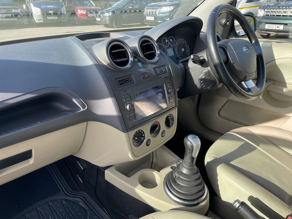 Used Ford Fiesta 2007 for sale - 76116659: Photo 9