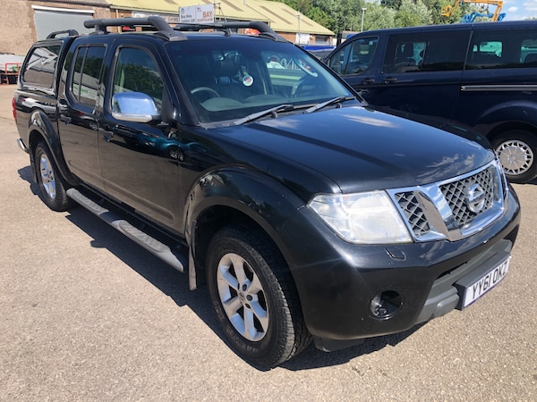 Used Nissan Navara 2011 for sale - 74786624: Photo 2