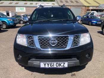 Used Nissan Navara 2011 for sale - 74786624: Photo