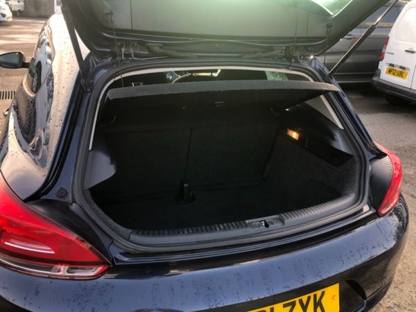 Used Volkswagen Scirocco 2011 for sale - 78177187: Photo 8