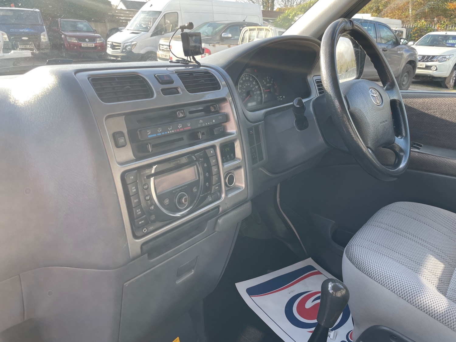 Used Toyota HiAce 2010 for sale - 76518034: Photo 11