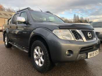 Used Nissan Navara 2015 for sale - 73050961: Photo