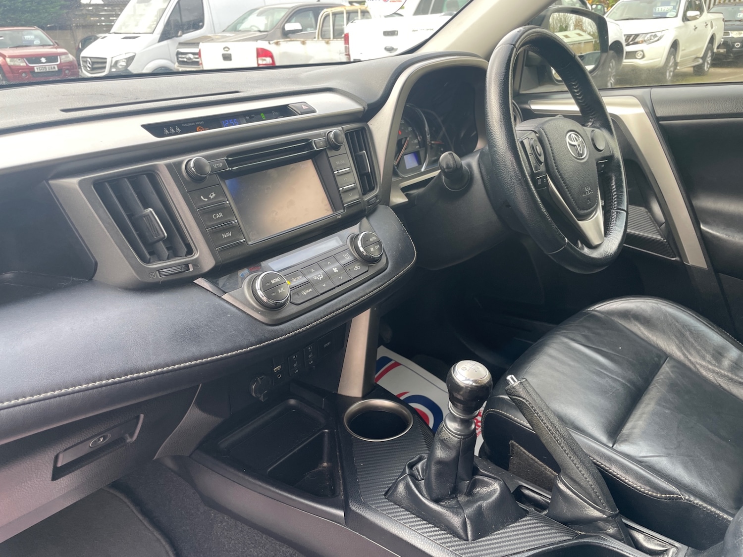 Used Toyota RAV4 2013 for sale - 76518111: Photo 10