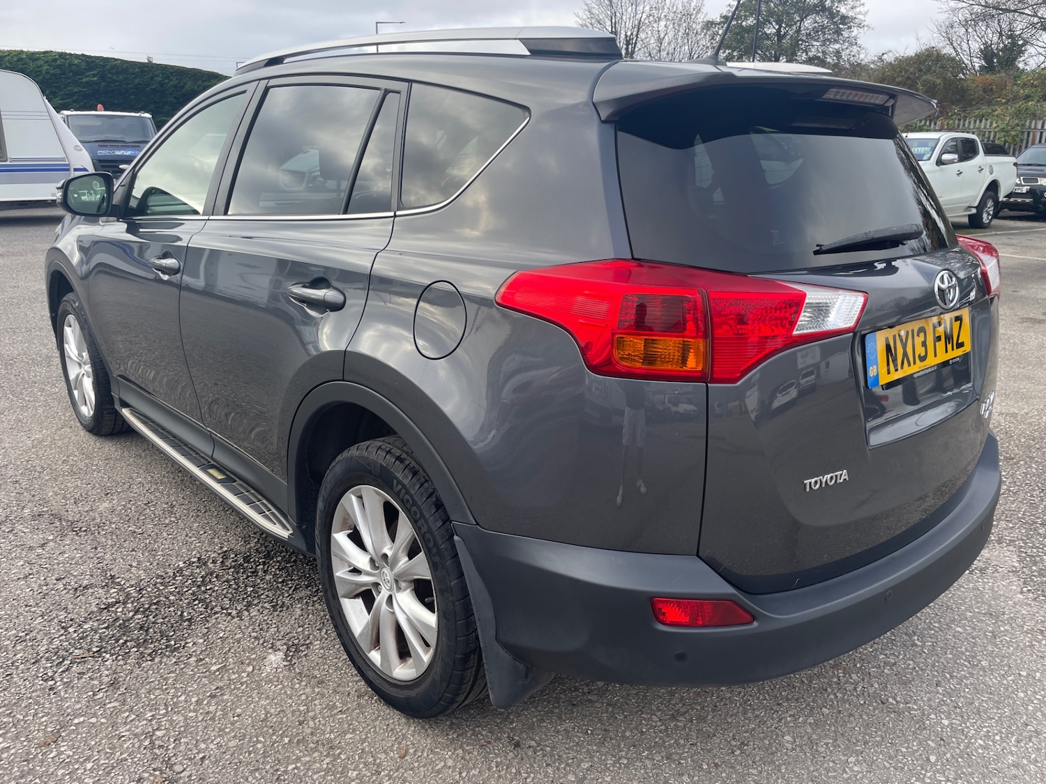 Used Toyota RAV4 2013 for sale - 76518111: Photo 5