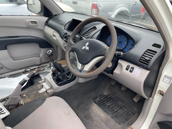 Used Mitsubishi L200 2009 for sale - 75032003: Photo 4