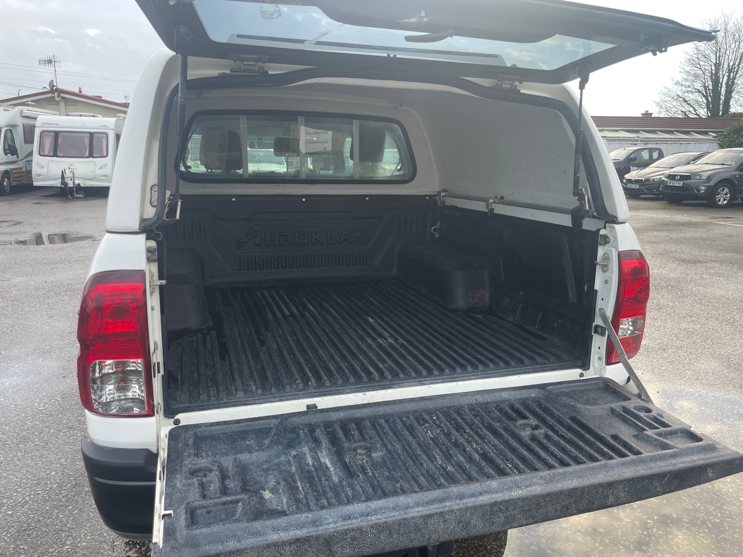 Used Toyota Hilux 2020 for sale - 76918915: Photo 8