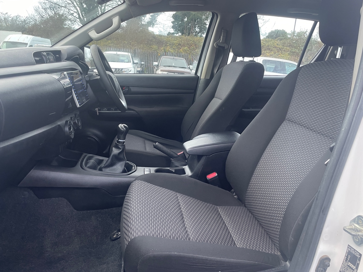 Used Toyota Hilux 2020 for sale - 76918915: Photo 9