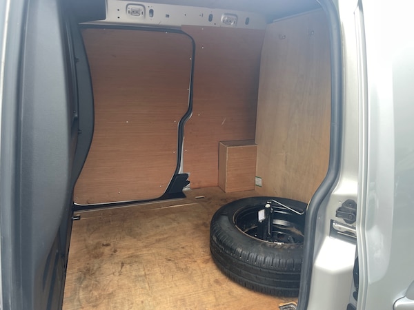 Used Volkswagen Caddy Maxi 2019 for sale - 76220501: Photo 9