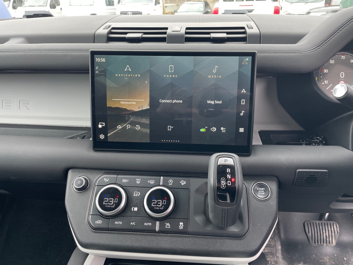 Used Land Rover Defender 2025 for sale - 77917566: Photo 11