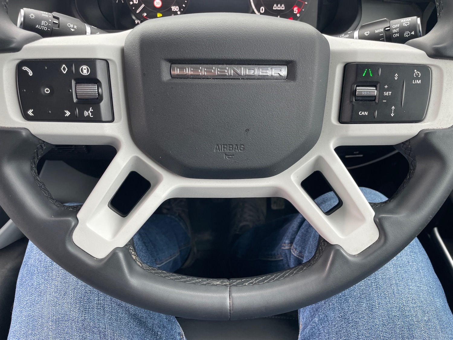 Used Land Rover Defender 2025 for sale - 77917566: Photo 13