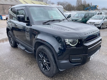 Used Land Rover Defender 2025 for sale - 77917566: Photo