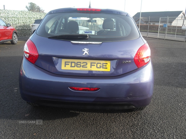 Used Peugeot 208 2013 for sale - 77613448: Photo 2