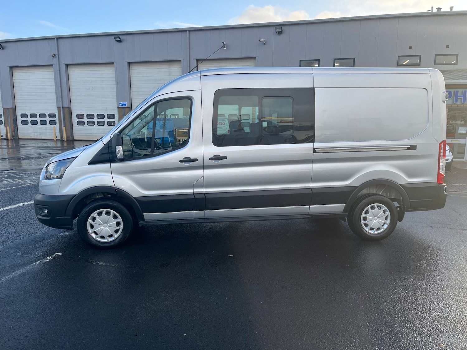 Used Ford Transit 2024 for sale - 76895888: Photo 4