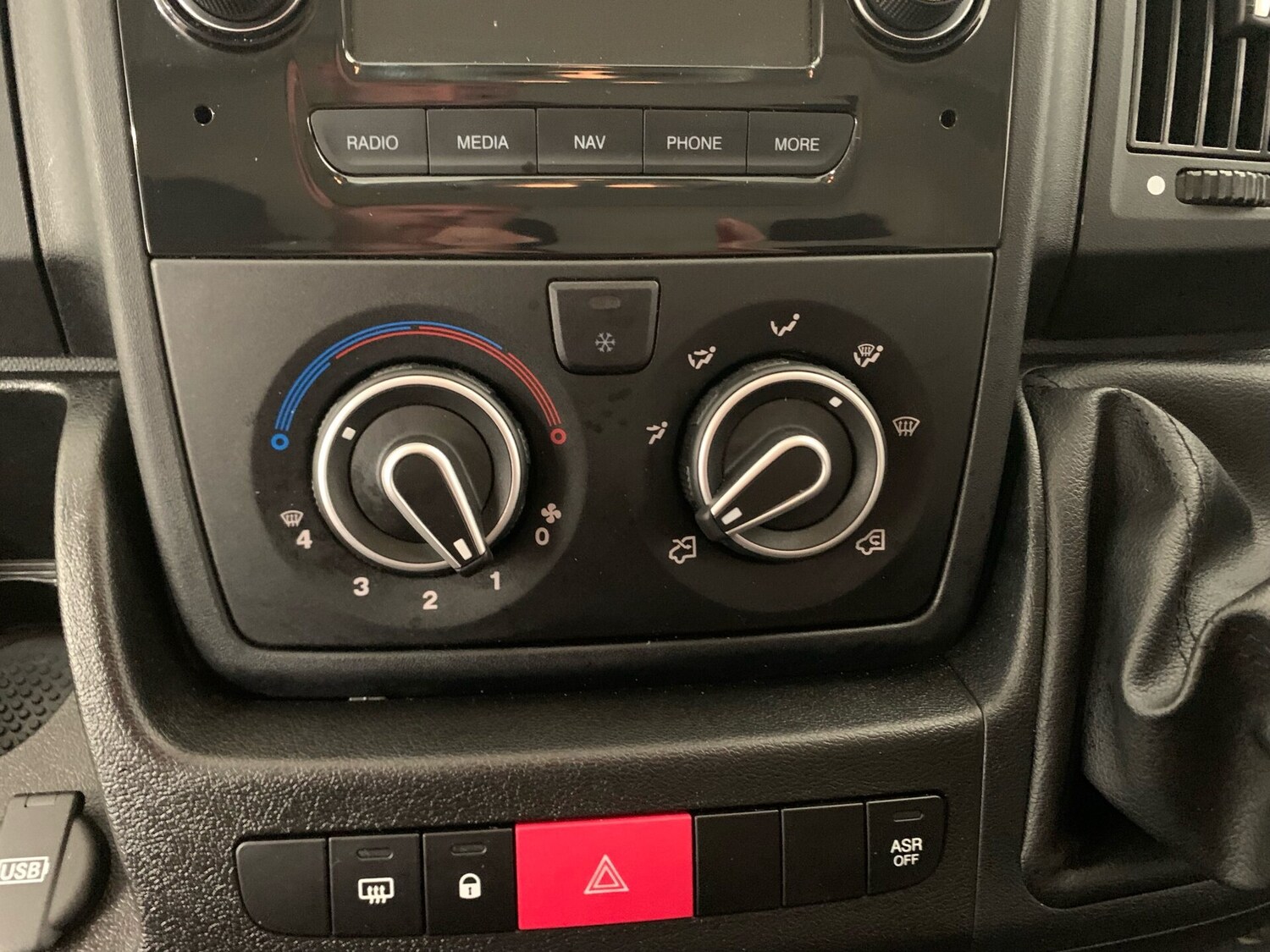 Used Vauxhall Movano 2022 for sale - 77435962: Photo 13