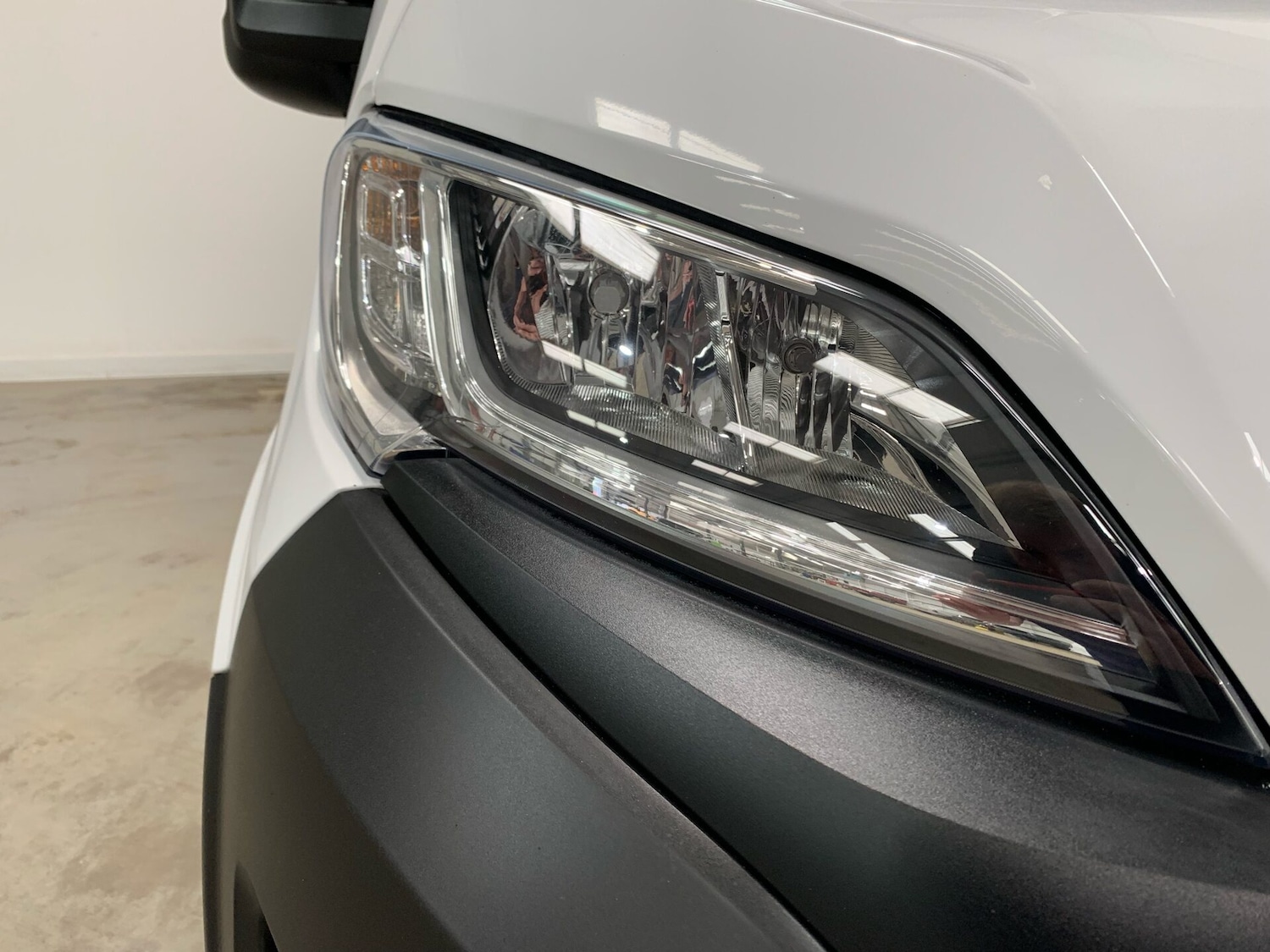 Used Vauxhall Movano 2022 for sale - 77435962: Photo 2