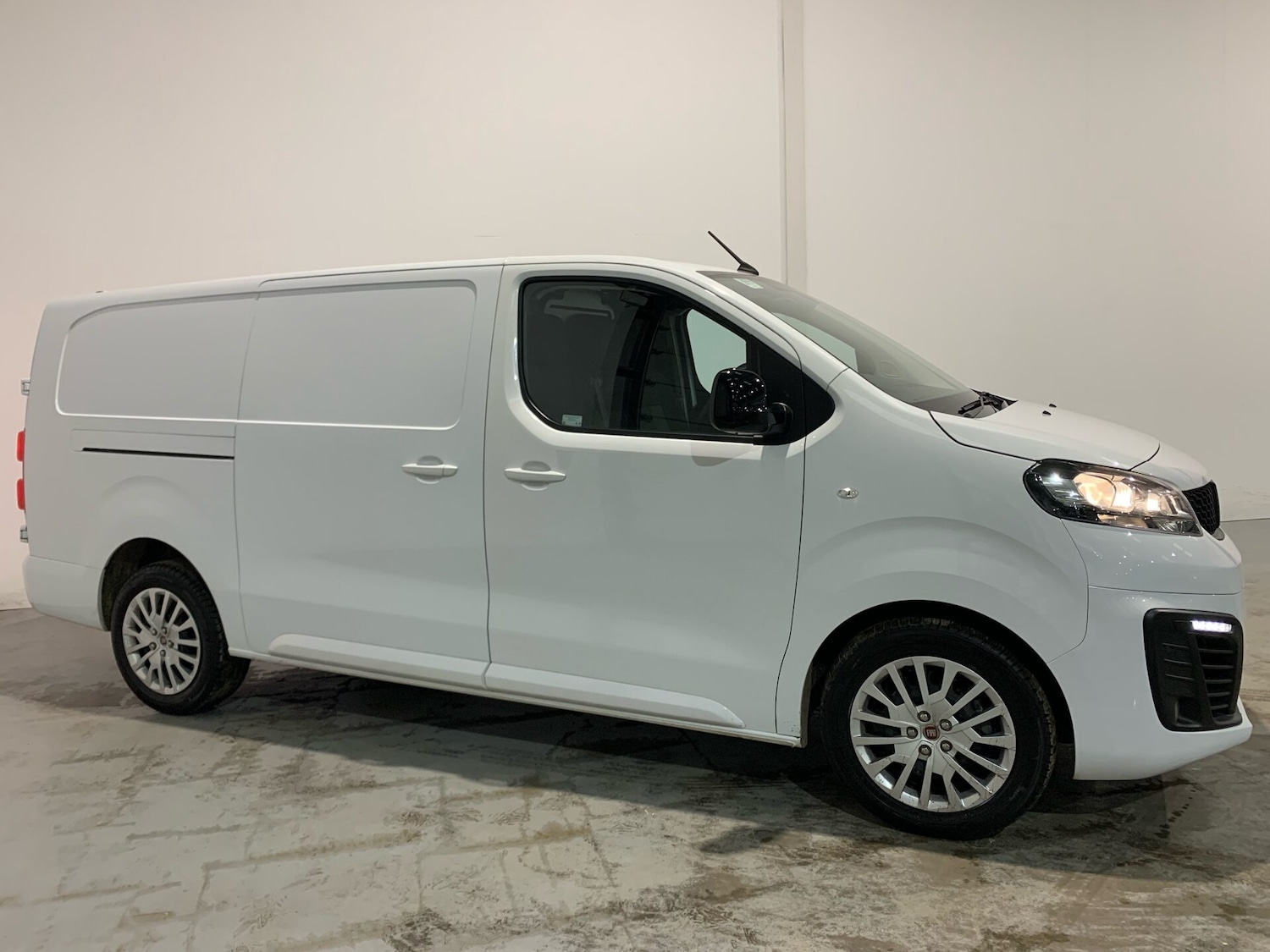 Used Fiat Scudo 2023 for sale - 76918234: Photo 3