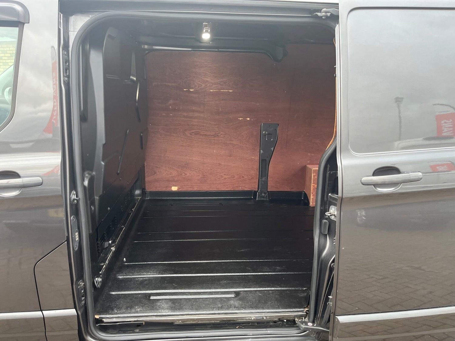 Used Ford Transit Custom 2022 for sale - 77945525: Photo 10