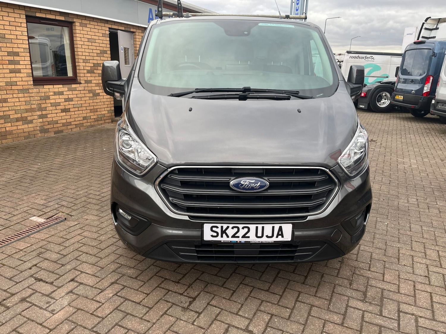 Used Ford Transit Custom 2022 for sale - 77945525: Photo 2
