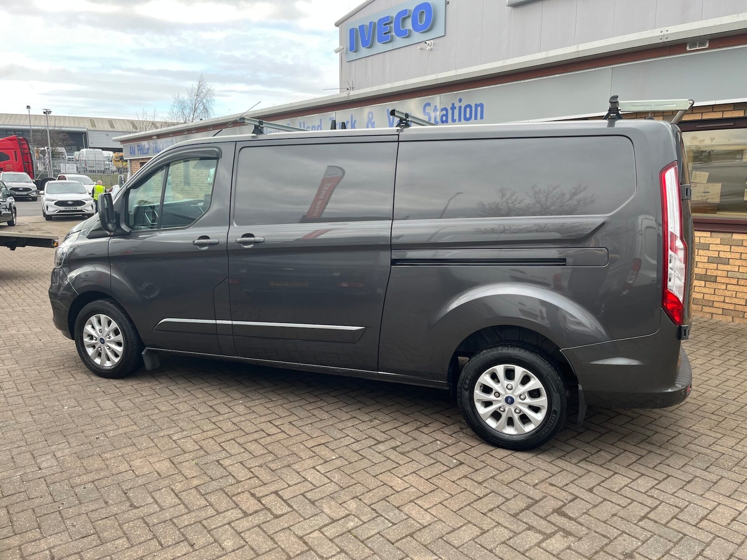 Used Ford Transit Custom 2022 for sale - 77945525: Photo 4