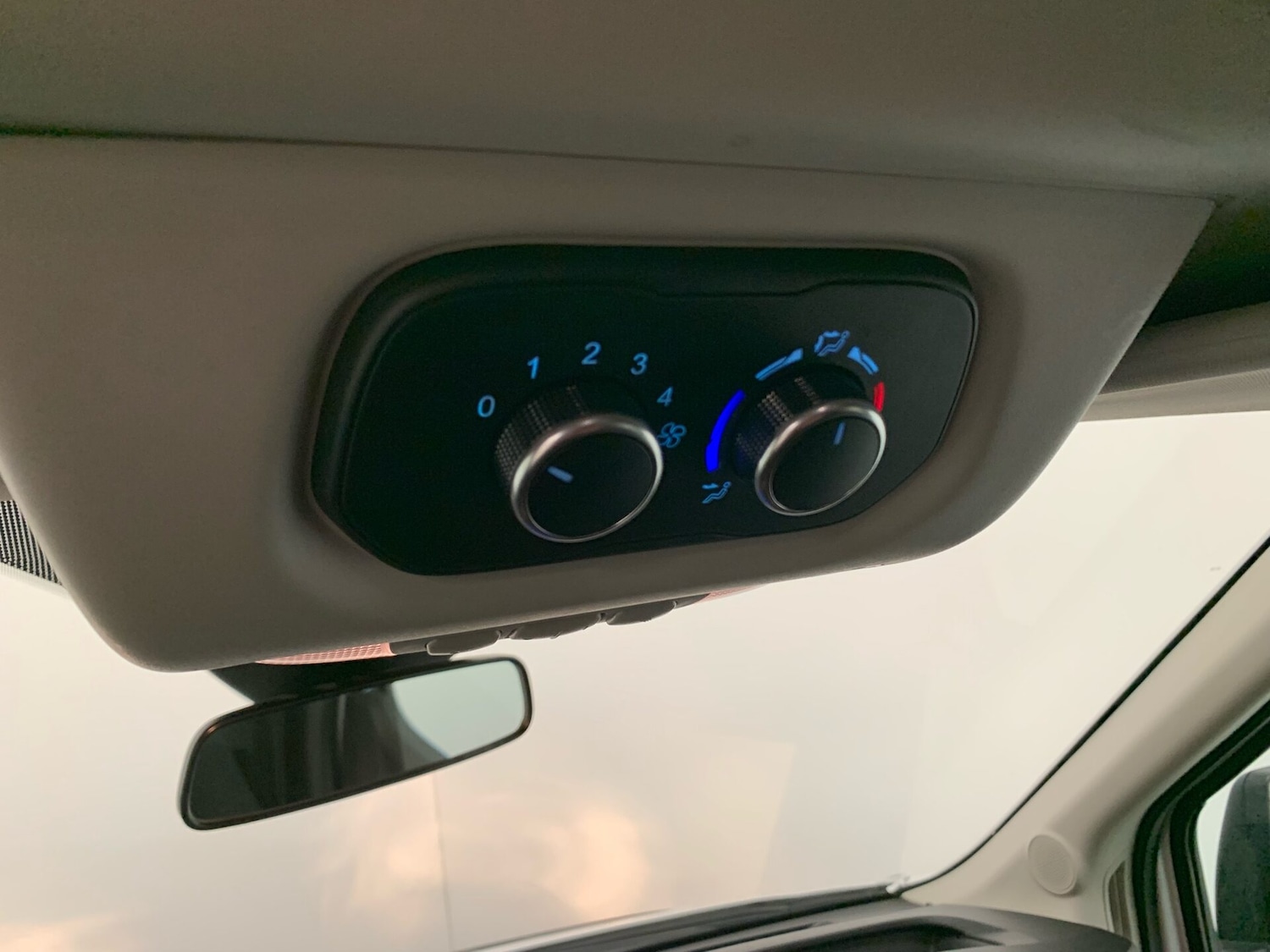 Used Ford Transit 2022 for sale - 76069798: Photo 24