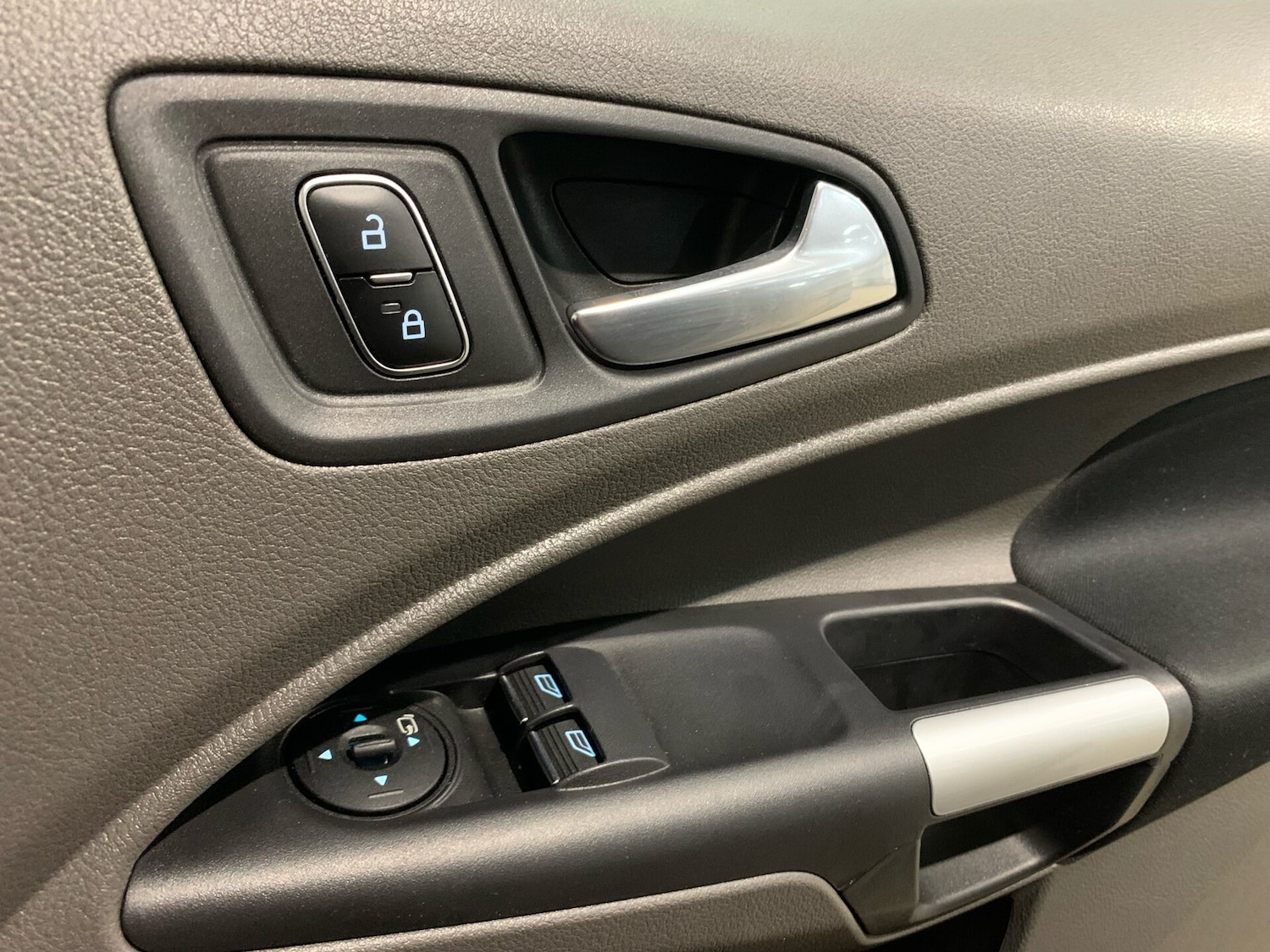 Used Ford Transit Connect 2023 for sale - 76653853: Photo 24