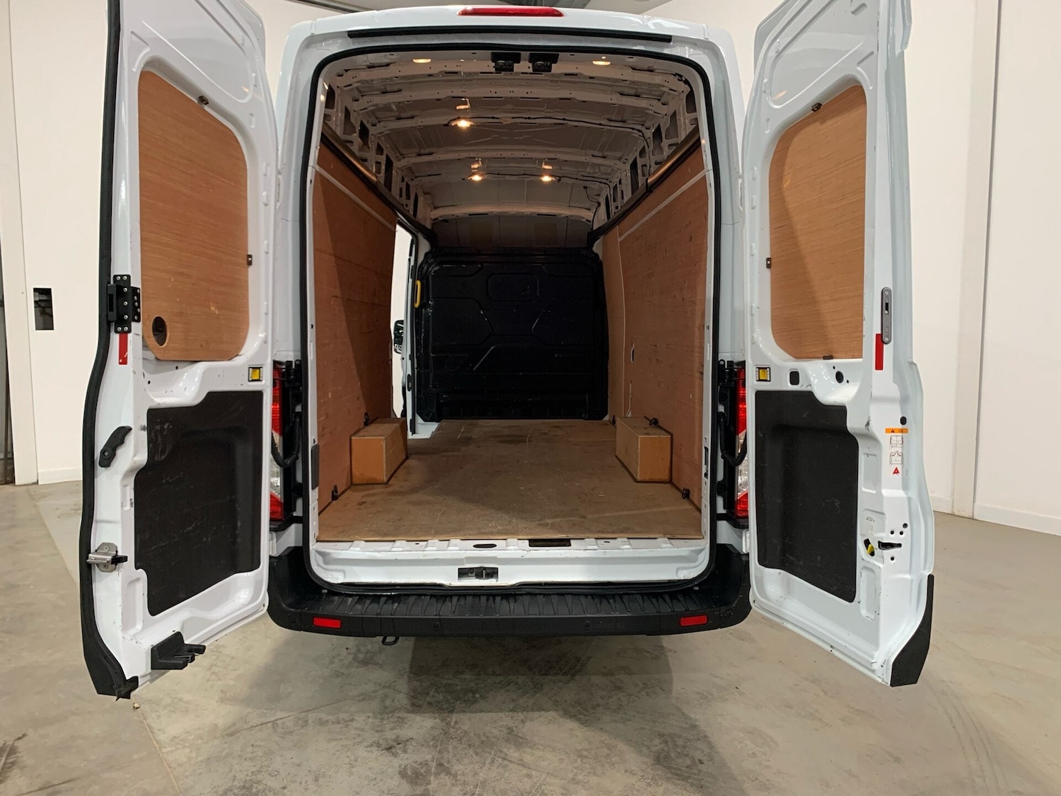 Used Ford Transit 2023 for sale - 77233649: Photo 9