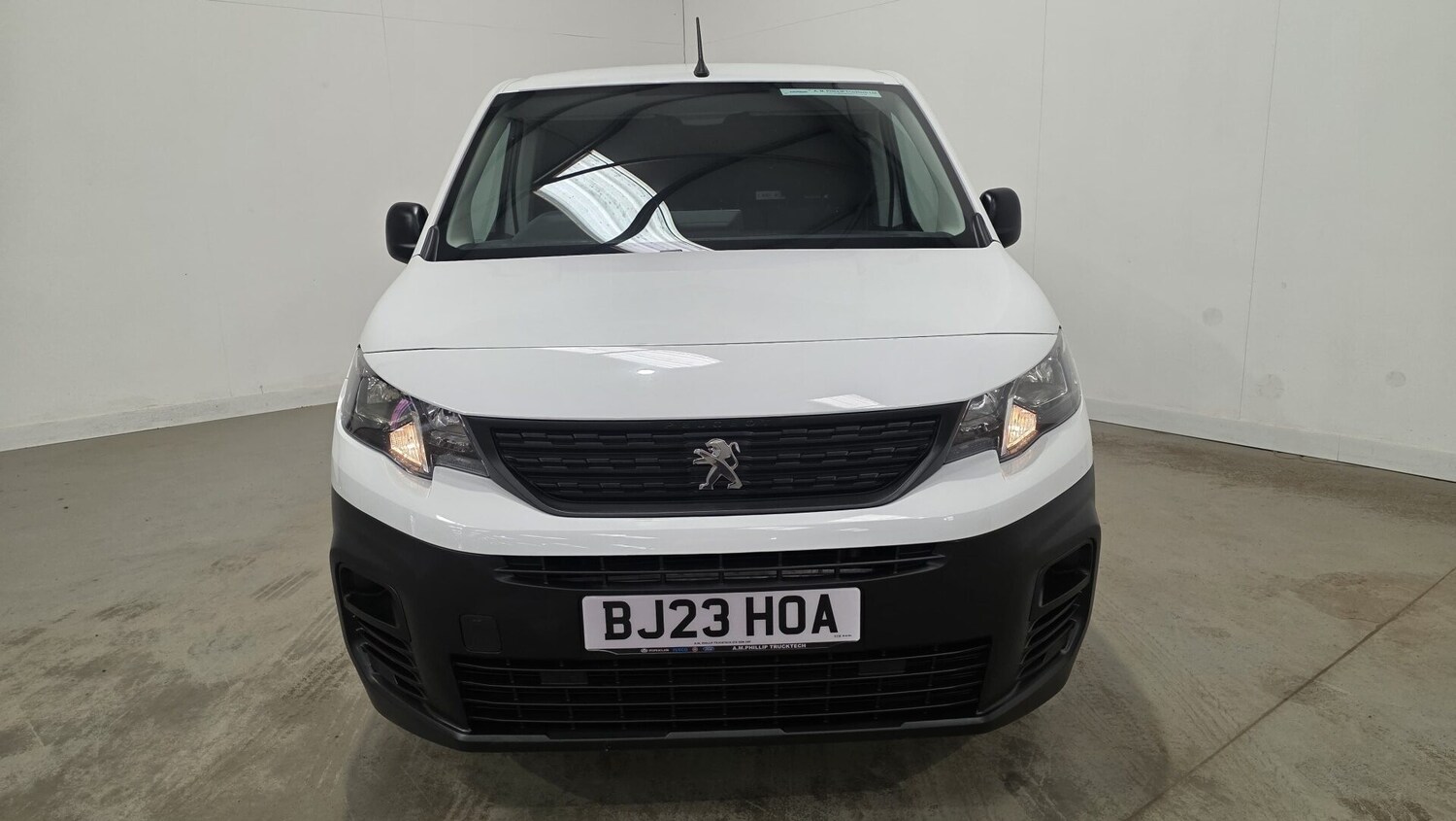 Used Peugeot Partner 2023 for sale - 78125011: Photo 6