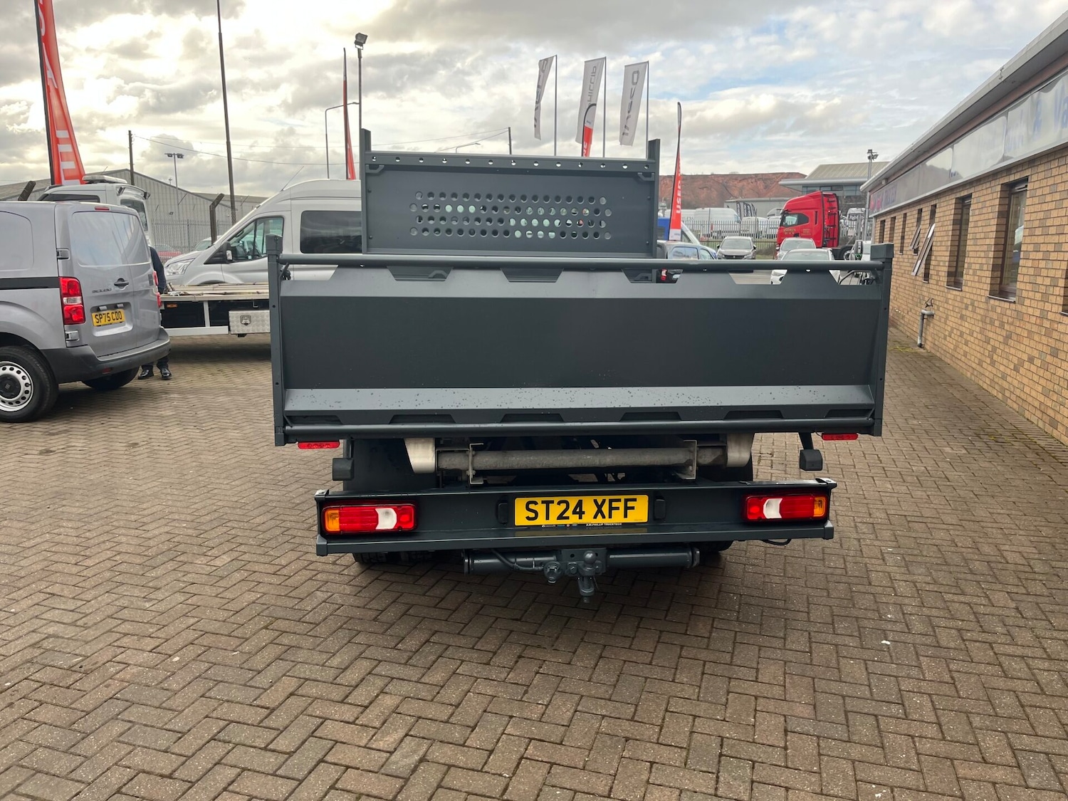 Used Iveco Daily 2024 for sale - 77945533: Photo 6