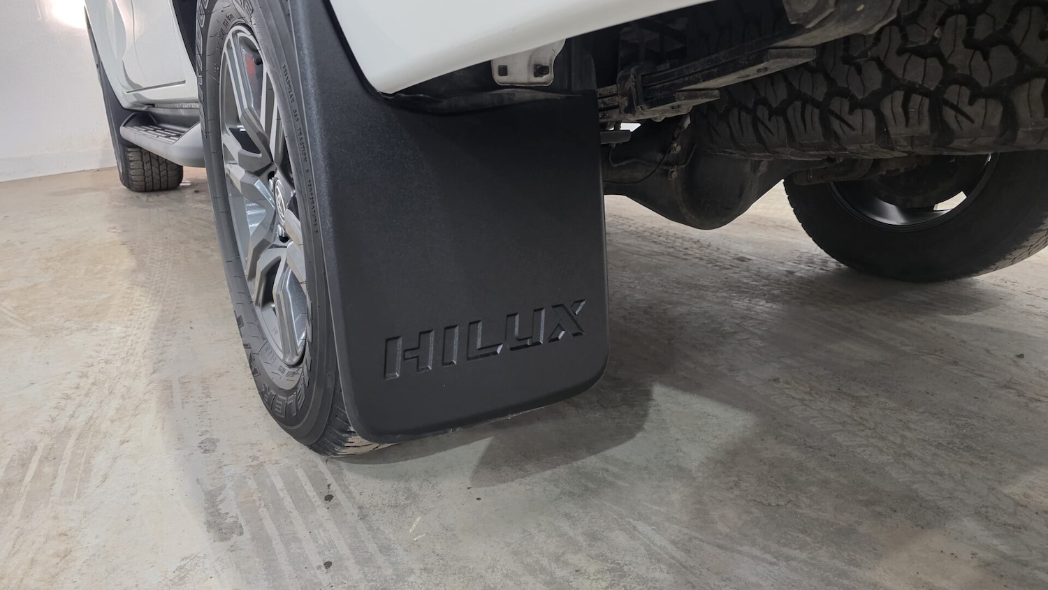 Used Toyota Hilux 2023 for sale - 77945552: Photo 18