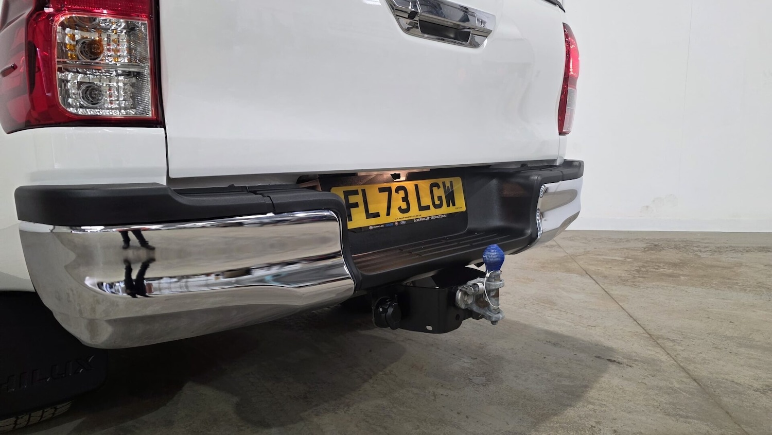 Used Toyota Hilux 2023 for sale - 77945552: Photo 20