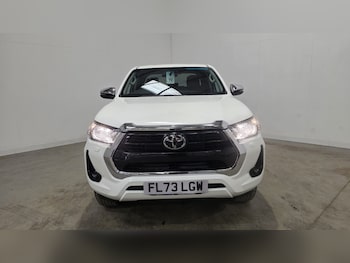 Used Toyota Hilux 2023 for sale - 77945552: Photo