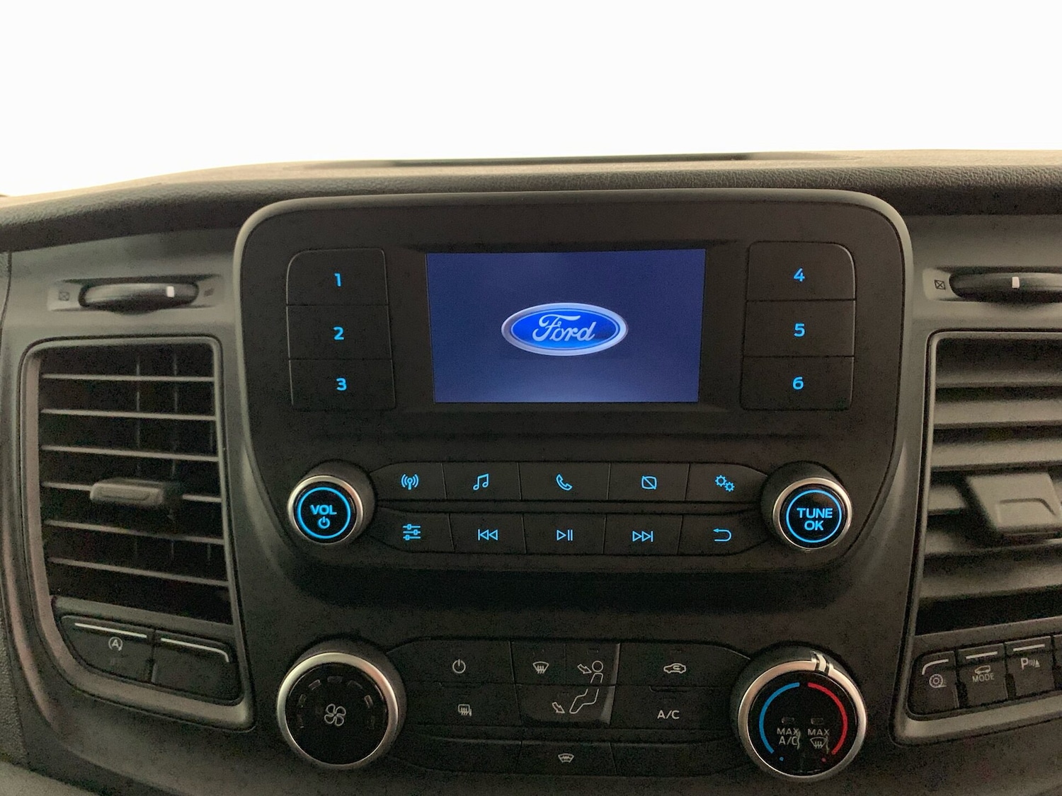 Used Ford Transit 2023 for sale - 77318675: Photo 18