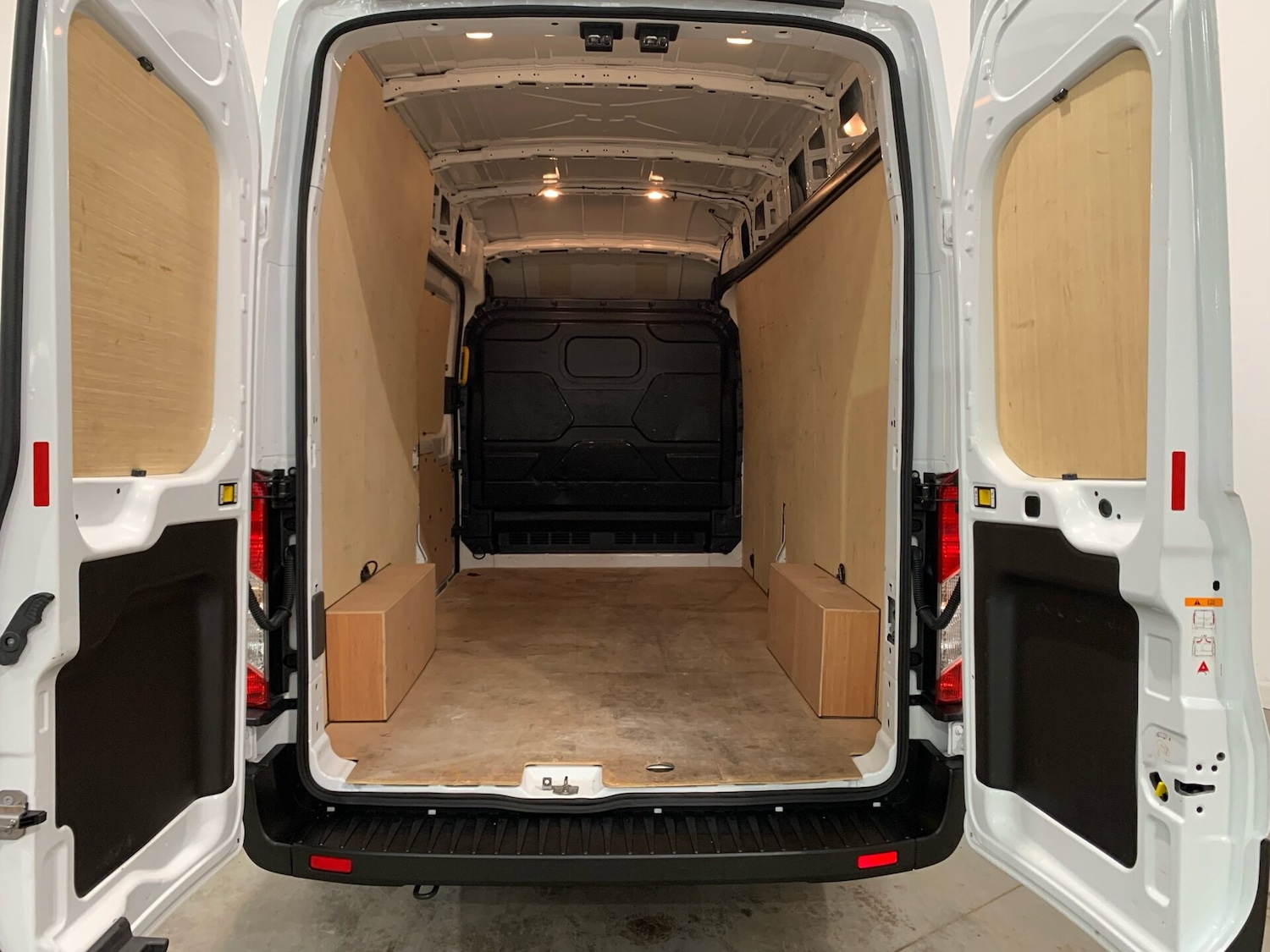 Used Ford Transit 2024 for sale - 76211425: Photo 9