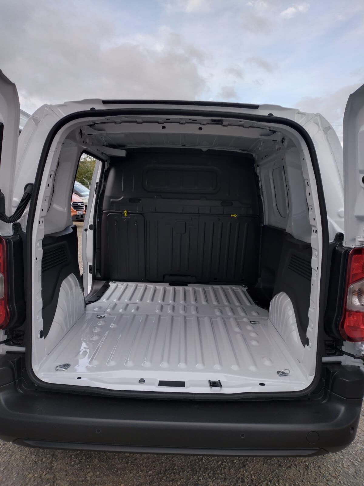 Used Fiat Doblo 2025 for sale - 77249718: Photo 5