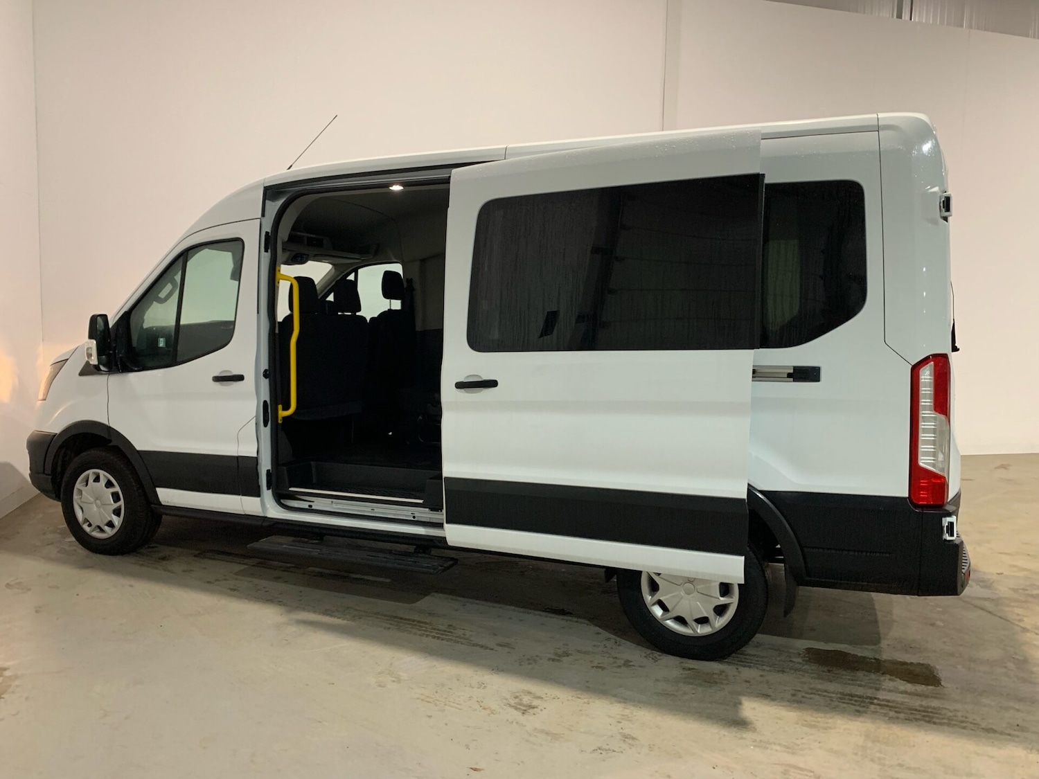 Used Ford Transit 2023 for sale - 76478082: Photo 14