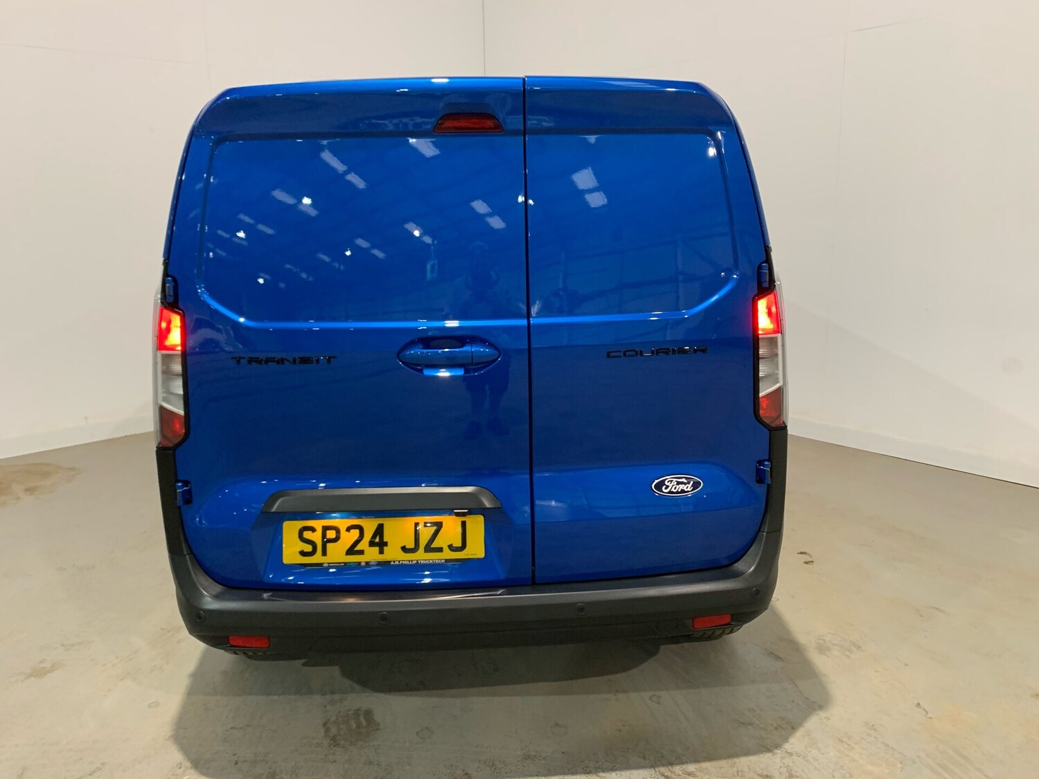 Used Ford Transit Courier 2024 for sale - 77241454: Photo 10
