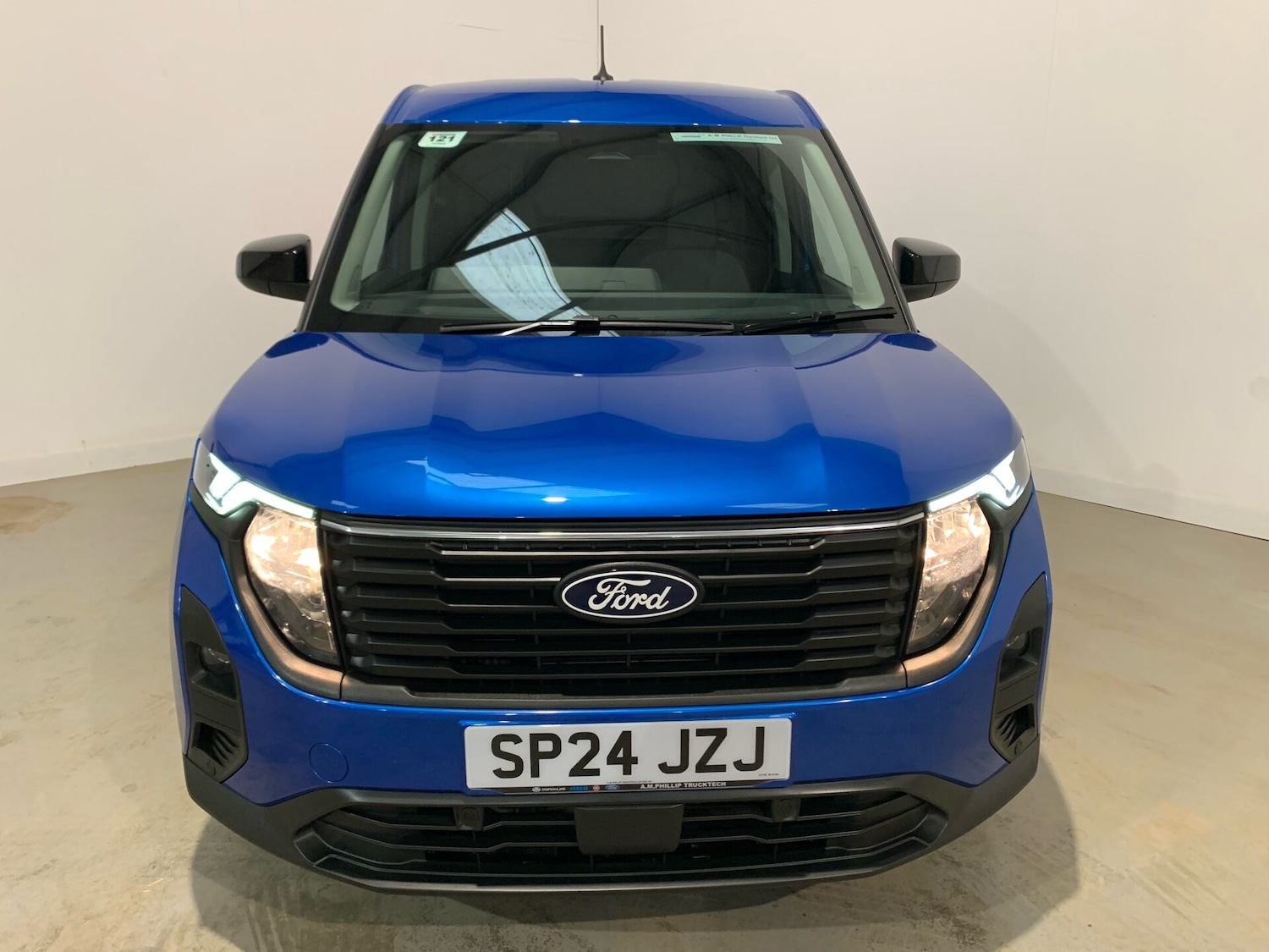 Used Ford Transit Courier 2024 for sale - 77241454: Photo 2