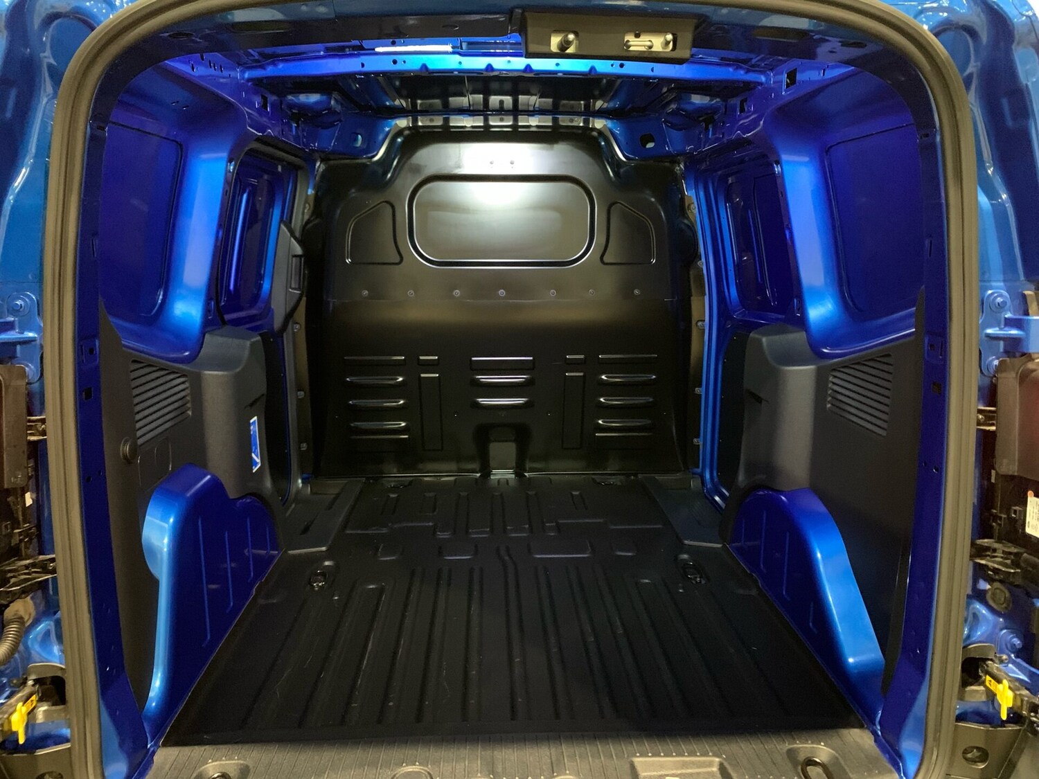 Used Ford Transit Courier 2024 for sale - 77241454: Photo 8