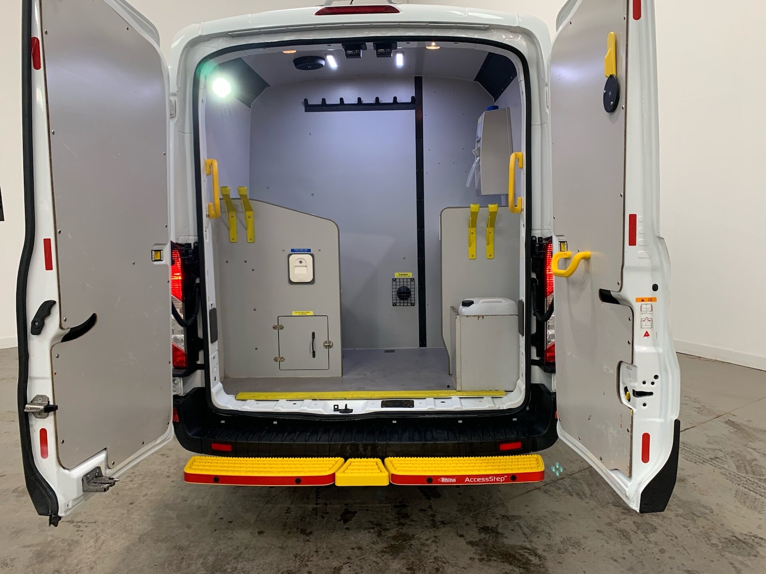 Used Ford Transit 2022 for sale - 77233648: Photo 7