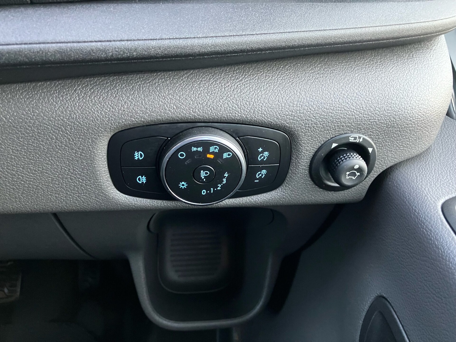 Used Ford Transit 2024 for sale - 76476865: Photo 13