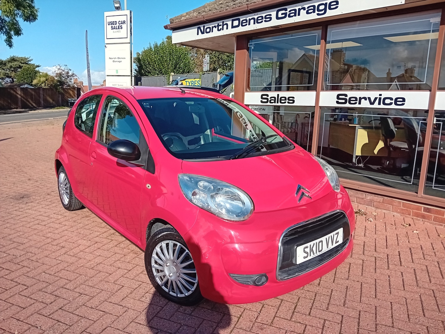 Used Citroen C1 2010 for sale - 76170544: Photo 2