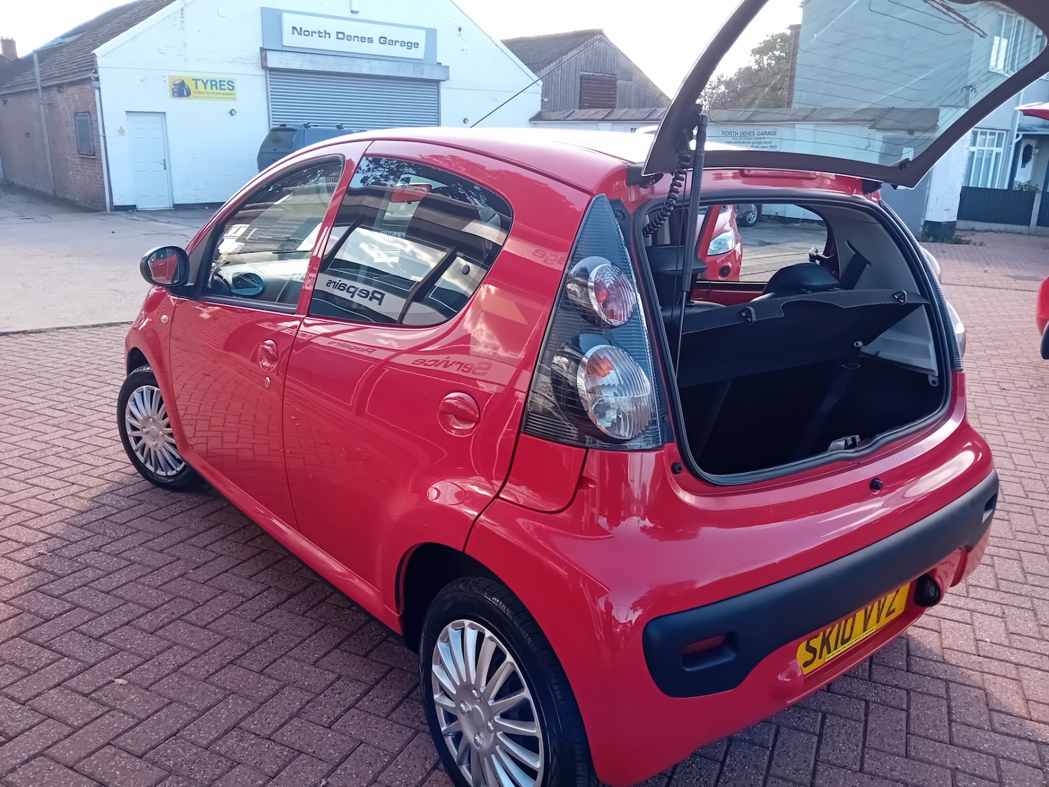 Used Citroen C1 2010 for sale - 76170544: Photo 8
