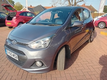 Used Hyundai i10 2015 for sale - 78209899: Photo
