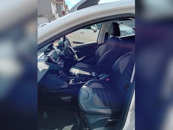 Used Peugeot 2008 2015 for sale - 79826294: Photo