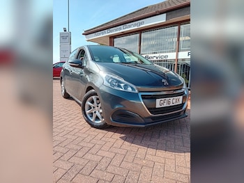 Used Peugeot 208 2016 for sale - 78680723: Photo