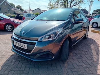 Used Peugeot 208 2016 for sale - 78680723: Photo