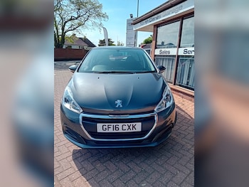 Used Peugeot 208 2016 for sale - 78680723: Photo